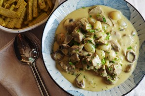 Veal Stew | www.kimchimom.com #sundaysupper #cookforjulia